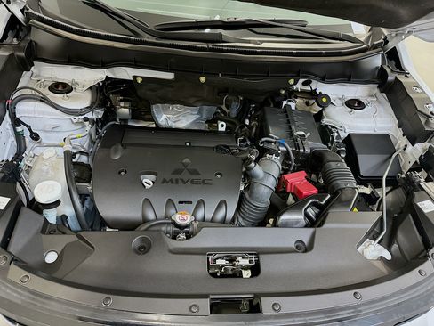 Used 2025 Mitsubishi Outlander Sport SE image 33