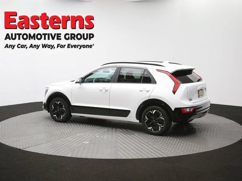 Used 2023 Kia Niro Wind w/ Wind Preserve Package FWD image 62