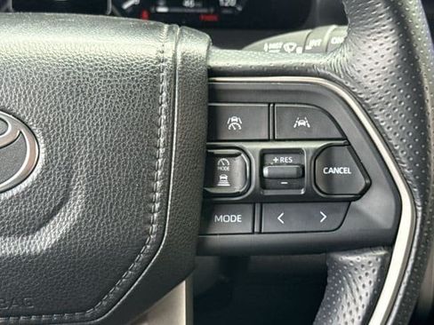 Used 2025 Toyota 4Runner TRD Sport Premium w/ Tow Technology Package AWD/4WD image 15