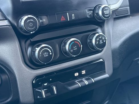 Used 2024 RAM 2500 Big Horn image 21