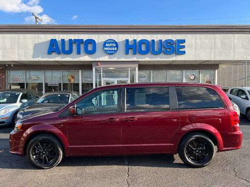 Used 2019 Dodge Grand Caravan GT FWD image 8