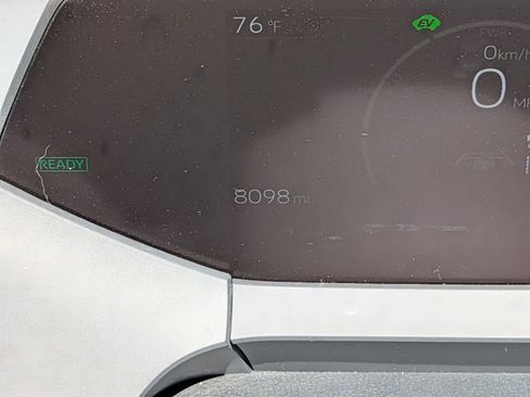 Used 2023 Toyota Prius XLE image 27