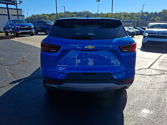 Used 2024 Chevrolet Blazer LT FWD image 5