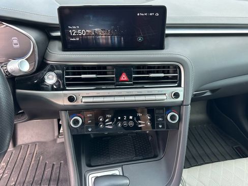 Used 2024 Genesis G70 3.3T Advanced w/ Sport Prestige Package image 28