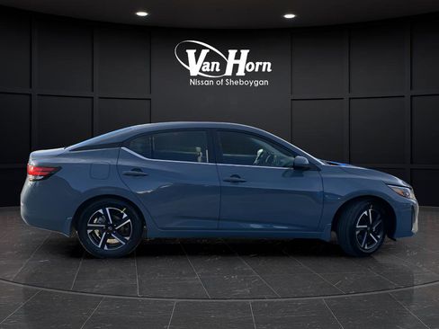 New 2025 Nissan Sentra SV image 2