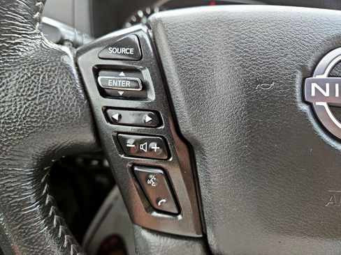 Used 2022 Nissan Frontier SV image 15