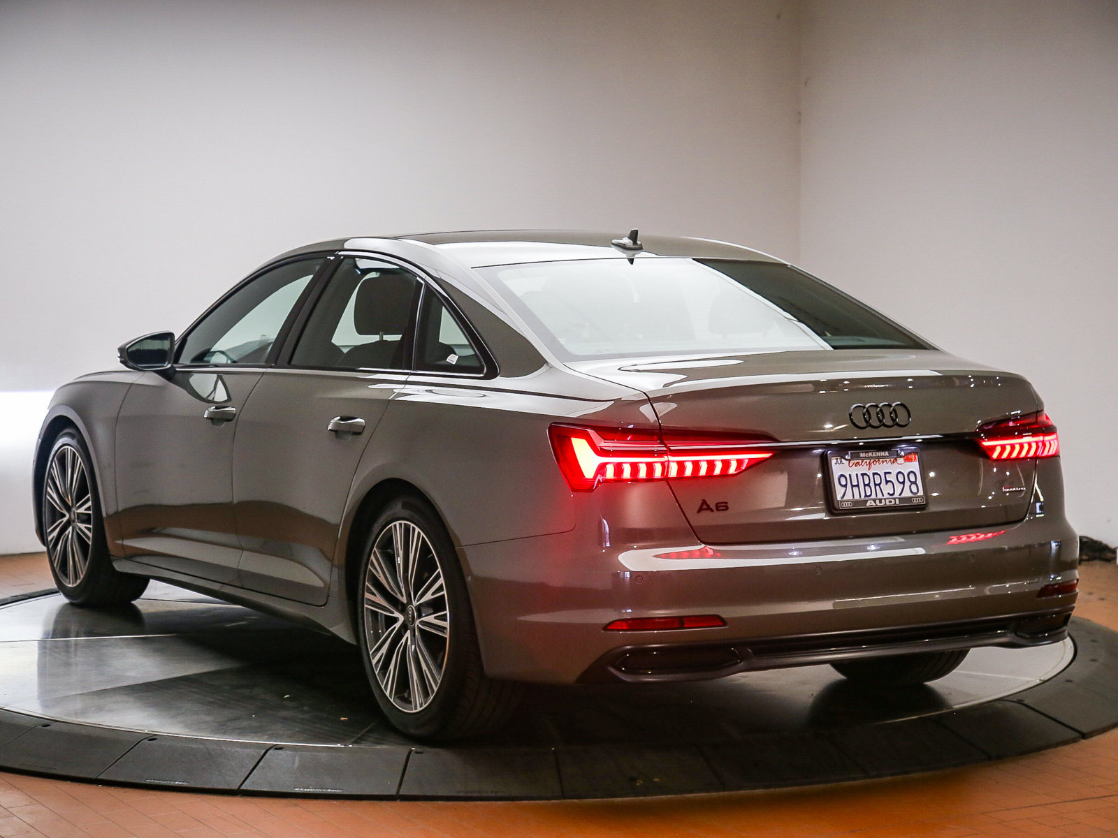 Certified 2023 Audi A6 Premium Plus w/ Premium Plus Package AWD/4WD image 5
