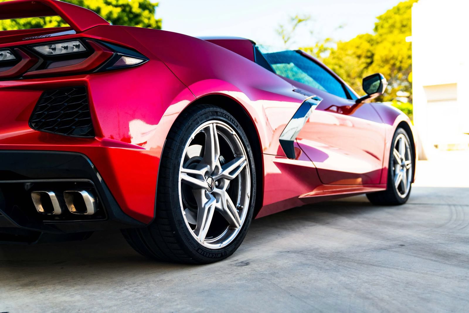 Used 2021 Chevrolet Corvette Stingray Premium Conv w/ Z51 Performance Package RWD image 16