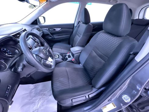 Used 2020 Nissan Rogue S FWD image 14