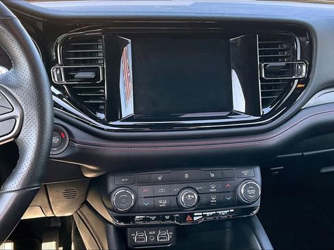 Used 2023 Dodge Durango GT w/ Blacktop Package AWD/4WD image 16