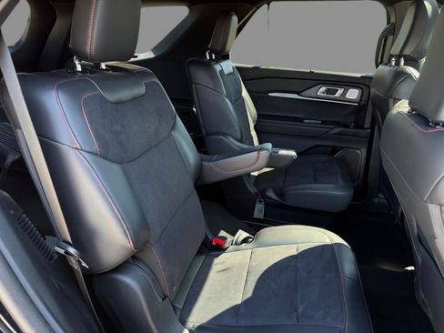 Used 2025 Ford Explorer ST AWD/4WD image 11