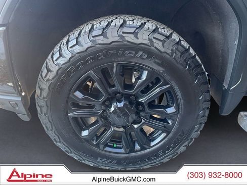 Used 2021 GMC Sierra 3500 Denali w/ Denali Black Diamond Edition image 14