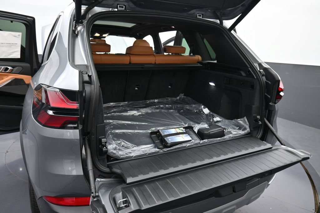 New 2026 BMW X5 xDrive40i w/ Climate Comfort Package AWD/4WD image 18