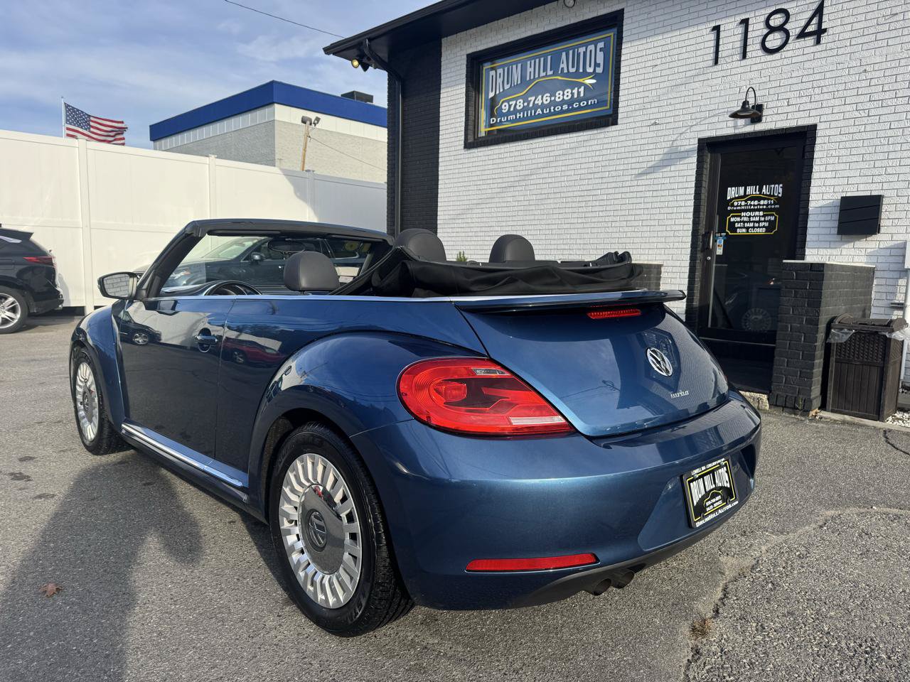 Used 2016 Volkswagen Beetle 1.8T S FWD image 6