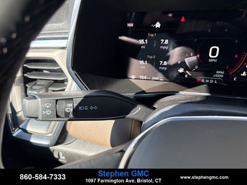 New 2026 GMC Canyon Denali image 17