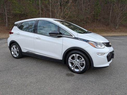 Used 2020 Chevrolet Bolt LT image 11