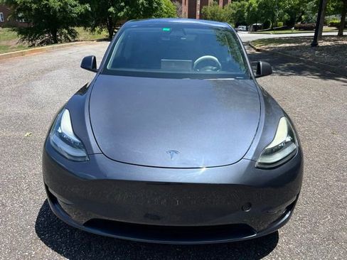 Used 2020 Tesla Model Y Long Range AWD/4WD image 1