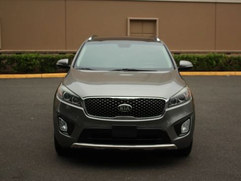 Used 2016 Kia Sorento SX AWD/4WD image 2