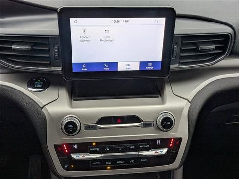 Used 2021 Ford Explorer XLT w/ Equipment Group 202A image 13