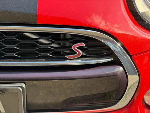 Used 2015 MINI Cooper S image 10