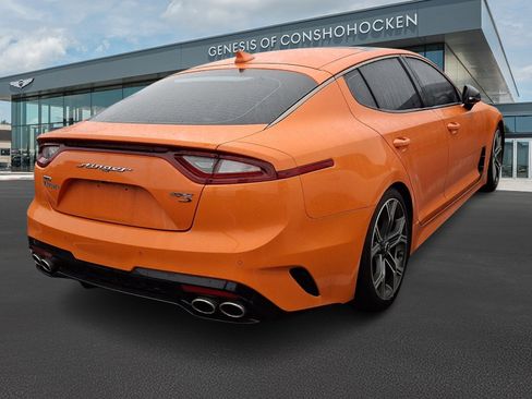 Used 2019 Kia Stinger GTS image 3