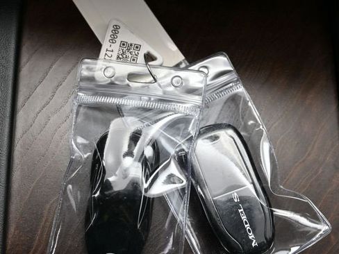 Used 2021 Tesla Model S Long Range image 33