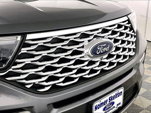 Used 2021 Ford Explorer Platinum w/ Equipment Group 601A image 31