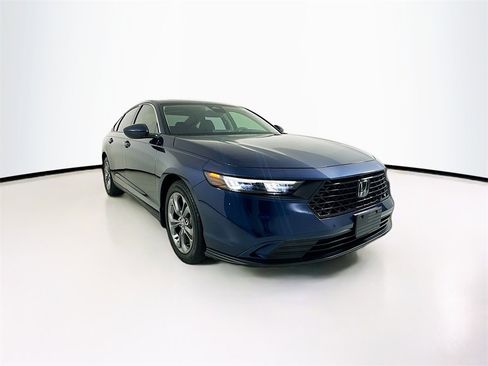 Certified 2024 Honda Accord EX image 3