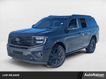 Certified 2025 Ford Expedition Platinum w/ Stealth Appearance Package