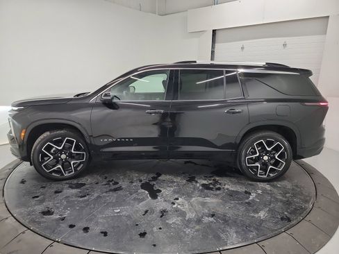 Used 2025 Chevrolet Traverse High Country AWD/4WD image 4