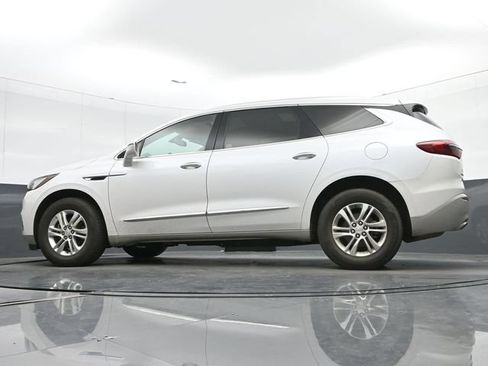 Used 2018 Buick Enclave Essence w/ Trailering Package FWD image 15