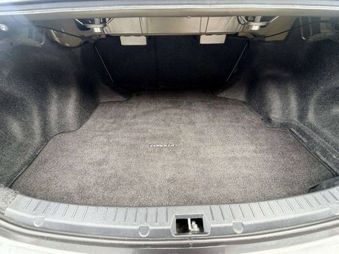 Used 2013 Toyota Corolla L FWD image 5