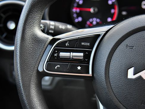 Used 2024 Kia Forte LXS image 25