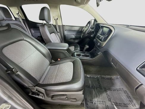 Used 2018 Chevrolet Colorado Z71 image 27