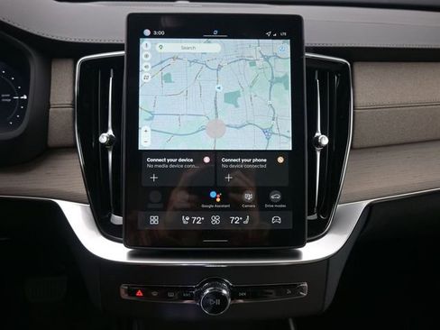 New 2026 Volvo XC90 T8 Plus image 13