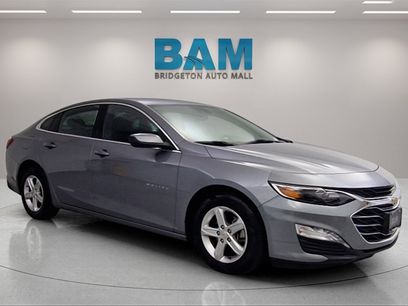 Used 2023 Chevrolet Malibu LT