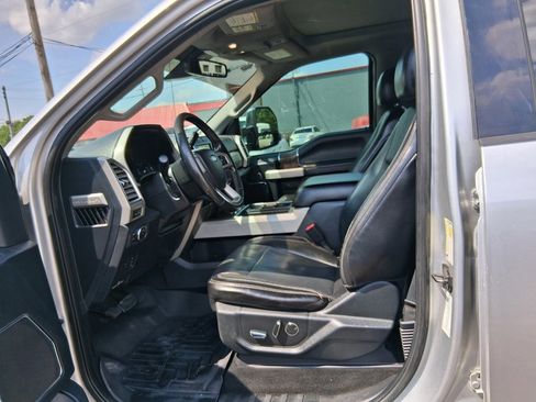 Used 2017 Ford F250 Lariat w/ Lariat Ultimate Package AWD/4WD image 12