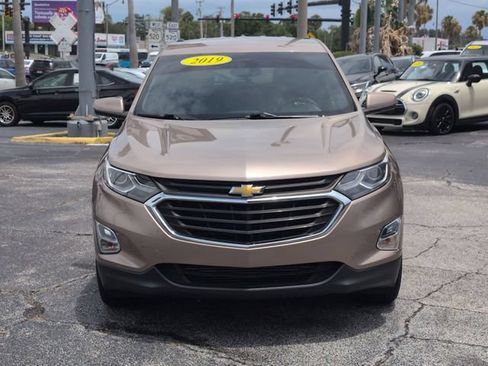 Used 2019 Chevrolet Equinox LT AWD/4WD image 2