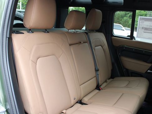 New 2026 Land Rover Defender 110 S AWD/4WD image 15
