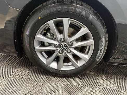 Used 2021 MAZDA MAZDA3 s FWD image 18
