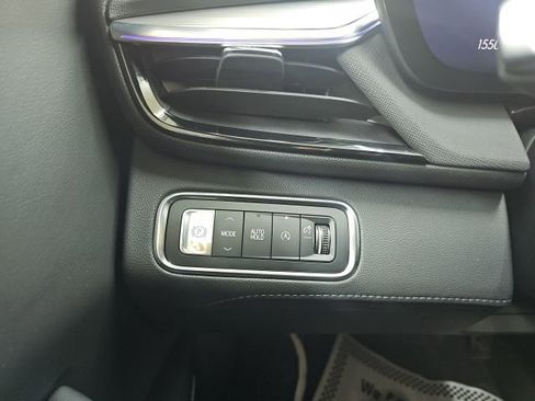 Used 2025 Buick Enclave Preferred image 25