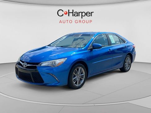 Used 2017 Toyota Camry SE FWD image 7