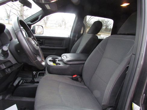 Used 2021 RAM 3500 Tradesman image 11