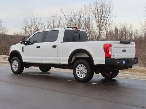 Used 2019 Ford F250 XL w/ STX Appearance Package image 27