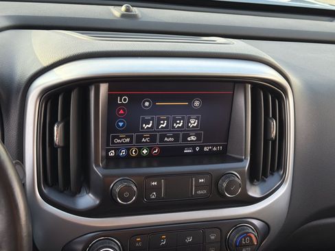 Used 2021 Chevrolet Colorado ZR2 AWD/4WD image 19