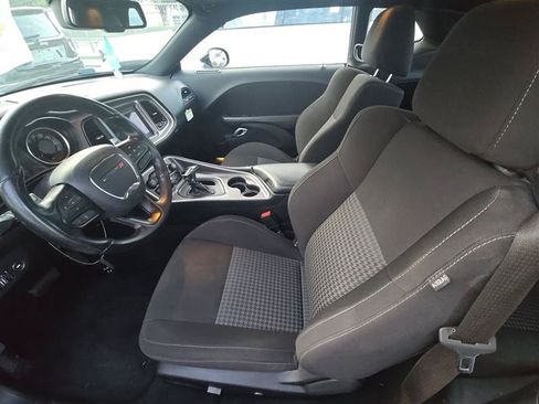 Used 2021 Dodge Challenger GT RWD image 5