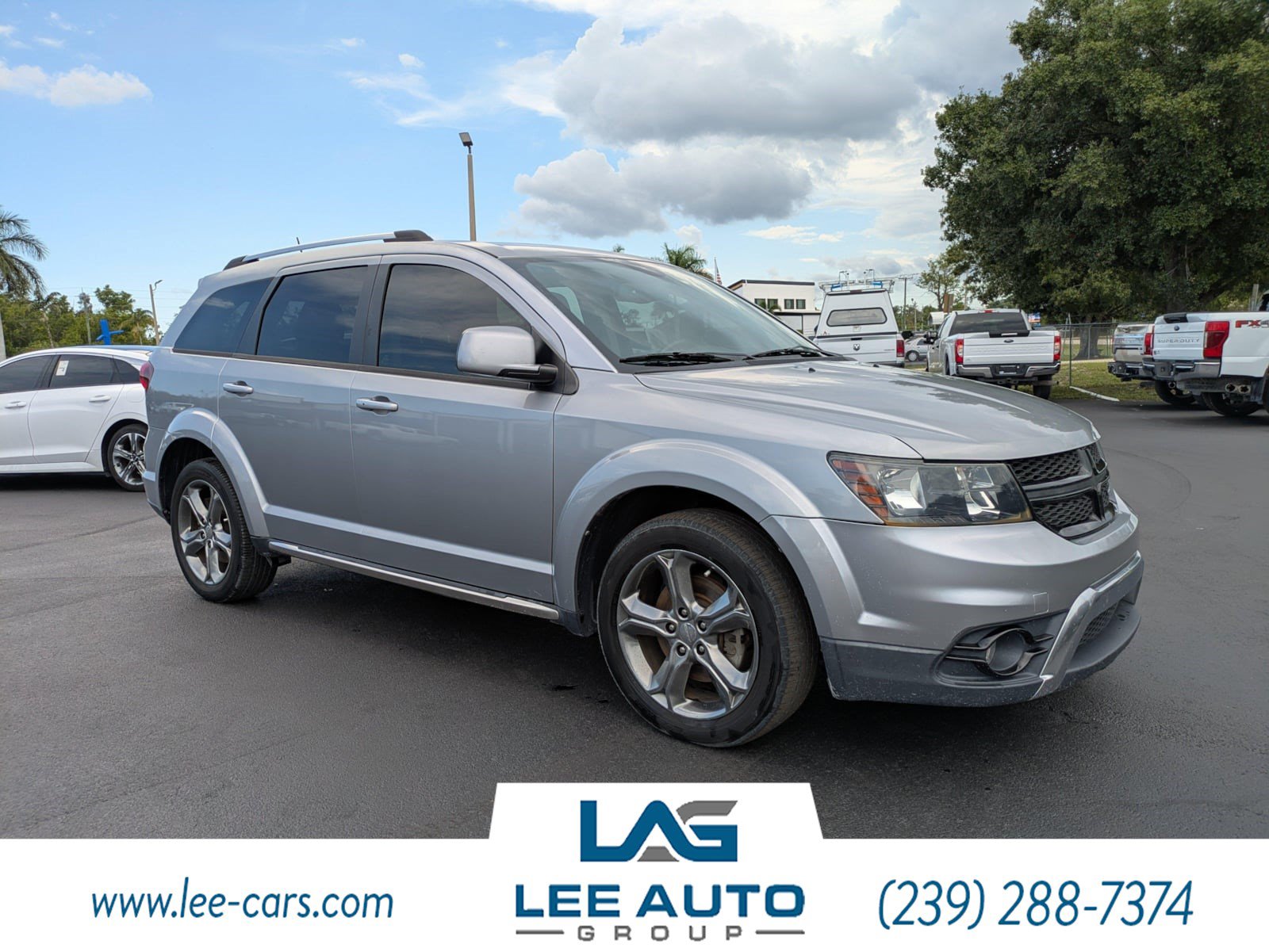 Used 2017 Dodge Journey Crossroad FWD image 1
