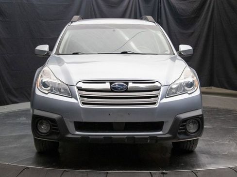 Used 2014 Subaru Outback 2.5i Premium image 4