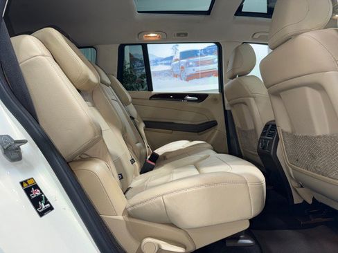 Used 2019 Mercedes-Benz GLS 450 4MATIC w/ Premium 1 Package image 49