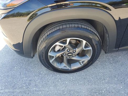 Used 2024 Chevrolet Trax LT image 17